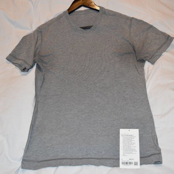 Lululemon  The Fundamental T-Shirt - Picture 2 of 6